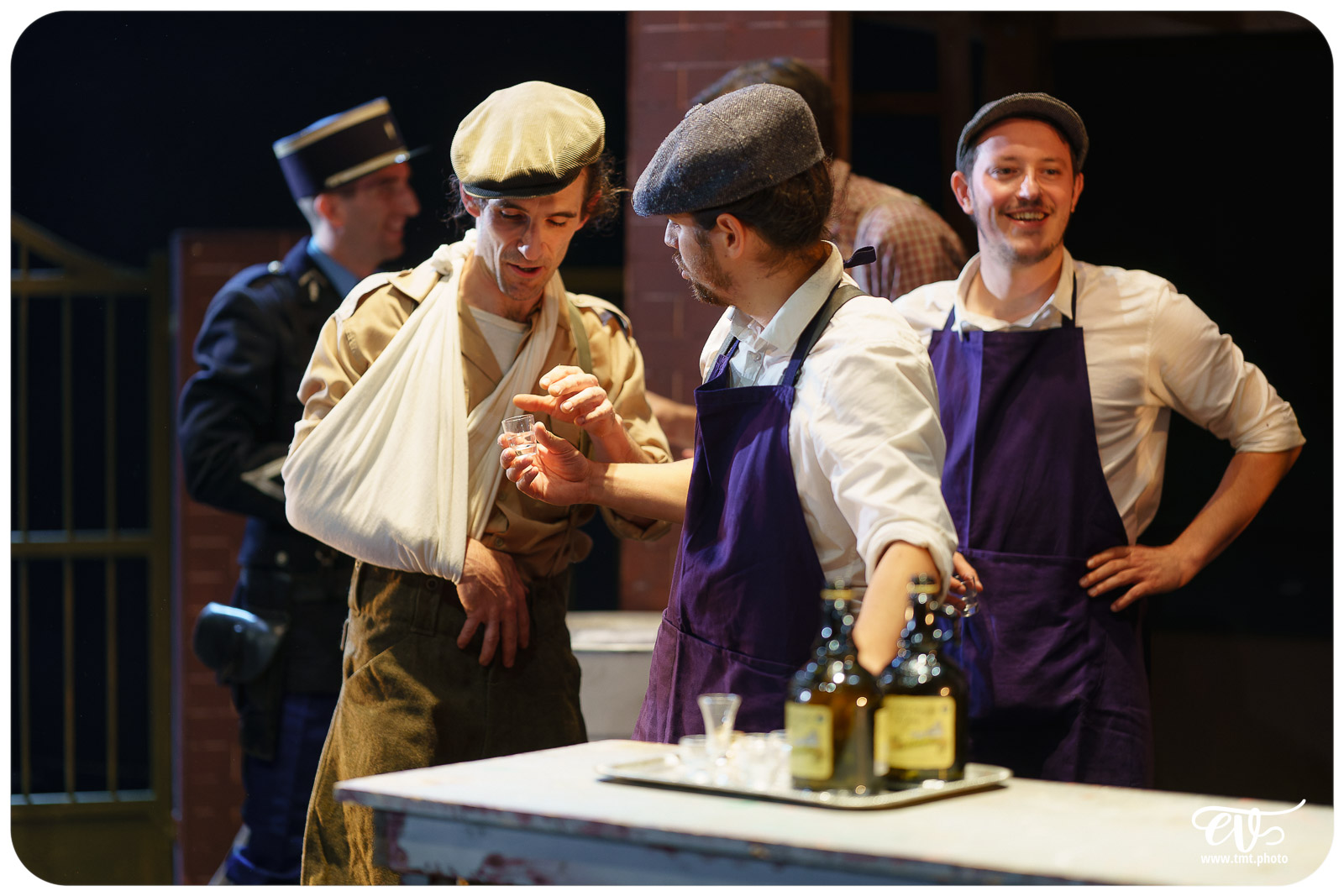 LES VISIONS DE SIMONE MACHARD (CIE LA CLAQUE)